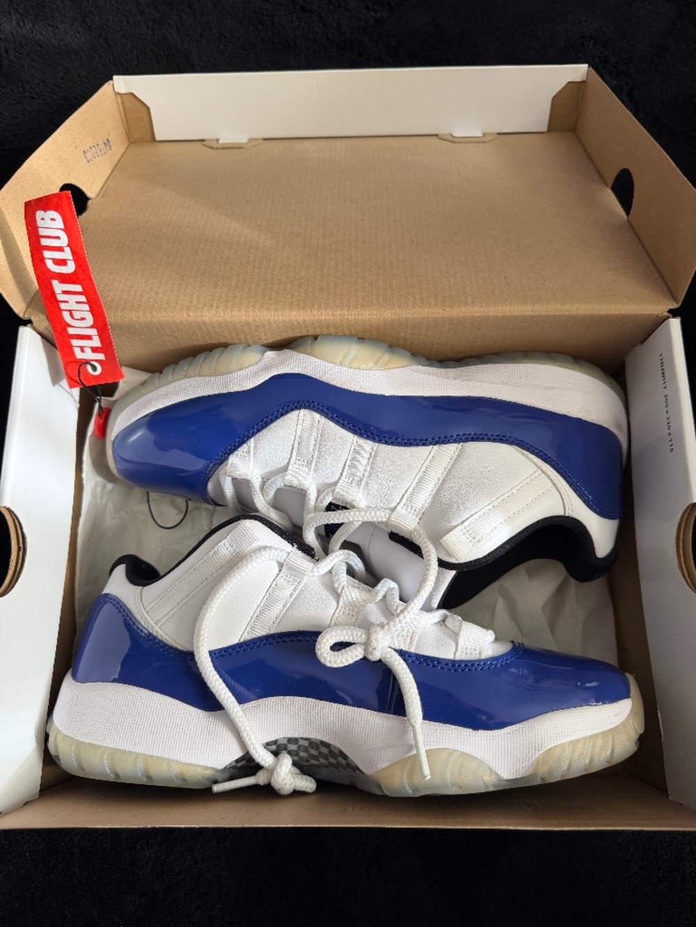 WOMENS JORDAN 11 RETRO LOW 'CONCORD SKETCH SIZE 9.5